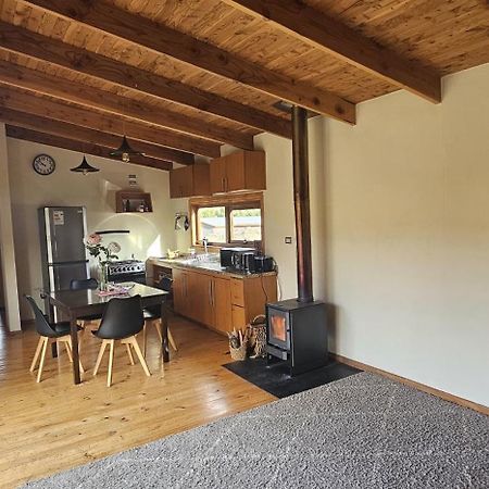 Turismo Y Cabanas Dragon De La Patagonia Cochrane Eksteriør billede