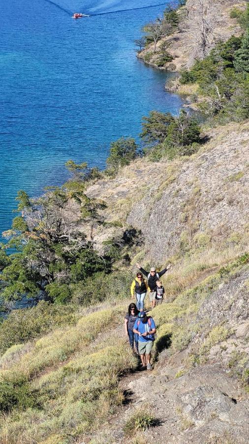 Turismo Y Cabanas Dragon De La Patagonia Cochrane Eksteriør billede
